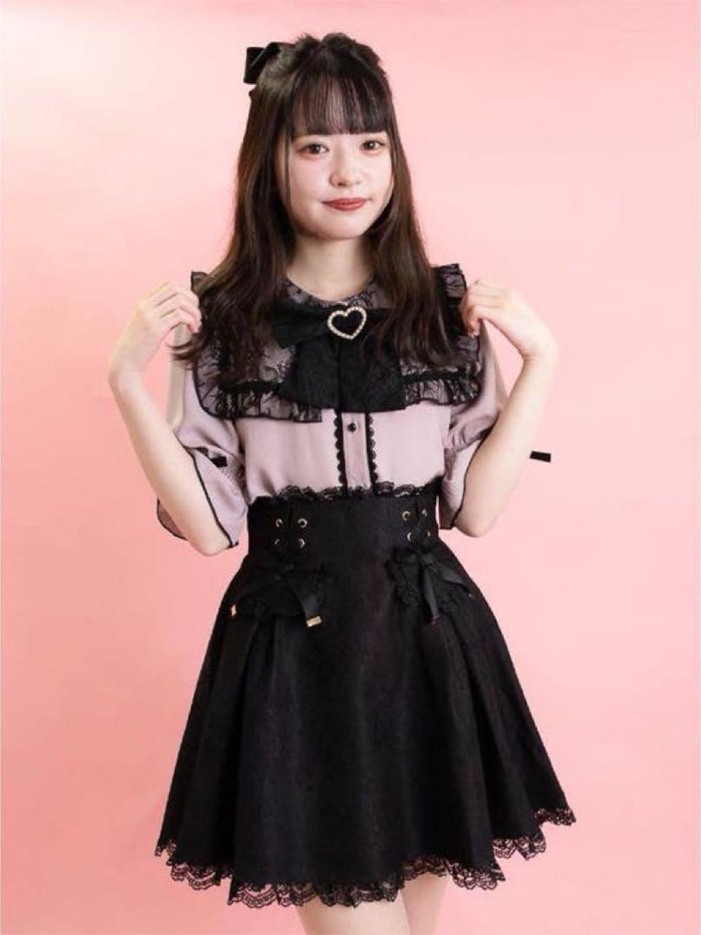 Black High-Waist Lace Trim Skirt - Elegant Gothic Lolita Style